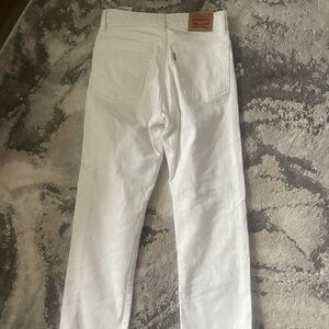 Levi’s Wedgie Straight White Jeans Size 29